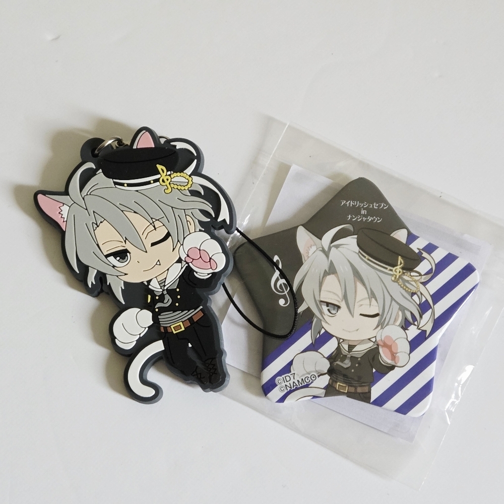 *3 for $30* idolish7 - Yaotome Gaku - Character Keychain & Pin Badge Lot - Otome